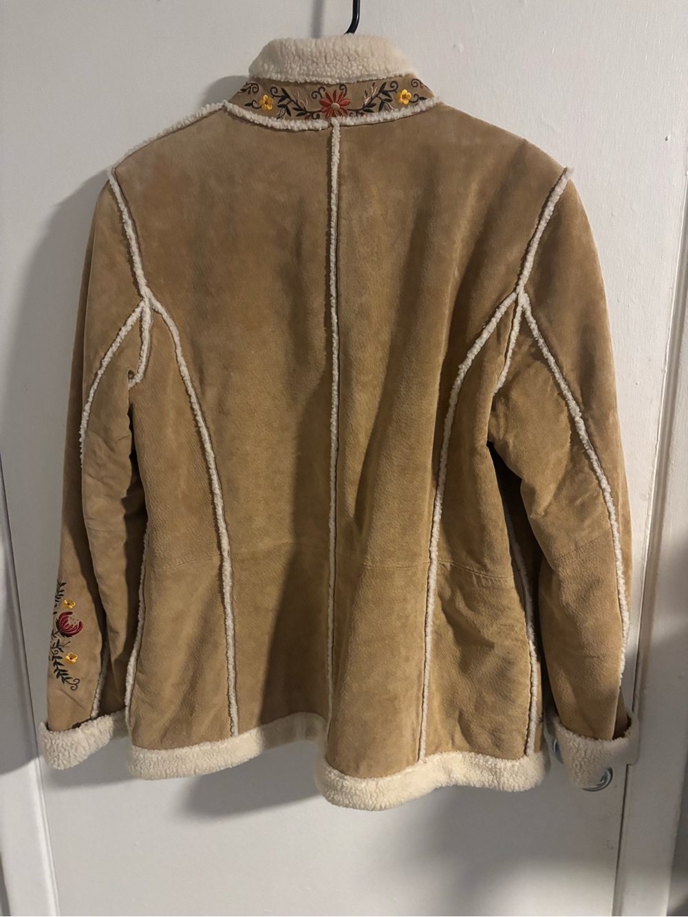 Vintage St John’s Bay Floral Embroidered Sherpa Suede Jacket Large - Picture 2 of 5